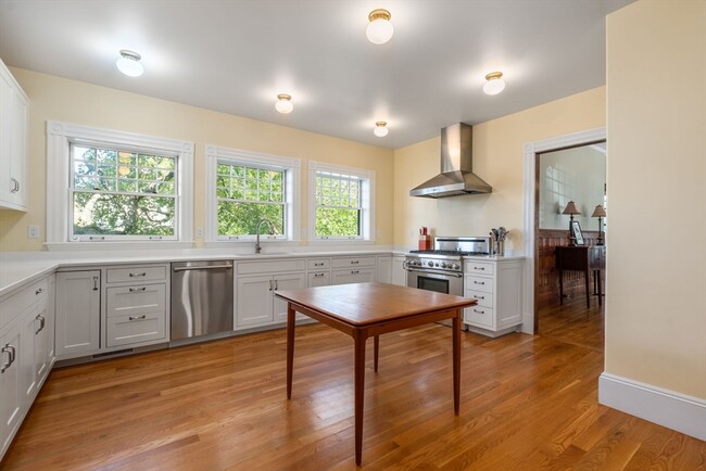 31 Robeson St in Boston, MA - Building Photo - Building Photo