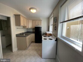 790 S Front St in Philadelphia, PA - Building Photo