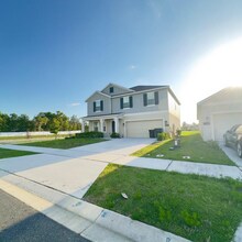 1002 John Jacob Rd in Davenport, FL - Building Photo - Building Photo