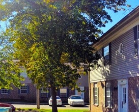 Lakeside at Walnut Hills in Plainfield, IN - Building Photo - Building Photo