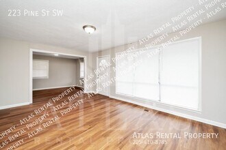 223 Pine St SW in Bessemer, AL - Building Photo - Building Photo