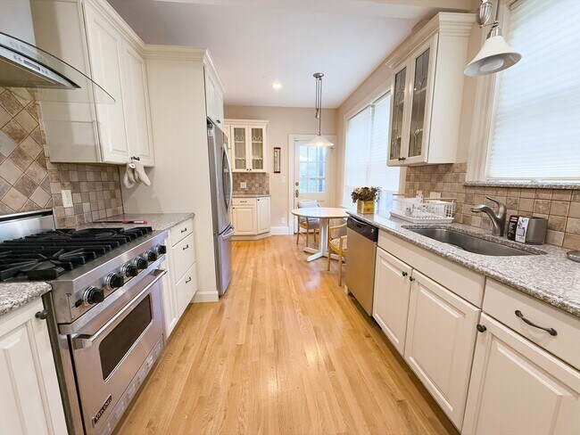 property at 28 Marshal St