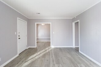 1043 N Harvard Ave in Tulsa, OK - Building Photo - Building Photo