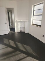 8918 Collins Ave in Surfside, FL - Building Photo