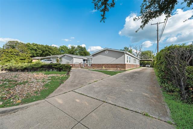 5302 Wooten Dr in Fort Worth, TX - Building Photo