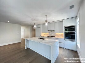 20 Marion St, Unit 3 in Brookline, MA - Building Photo