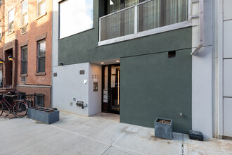 277 E 7th St in New York, NY - Building Photo - Building Photo