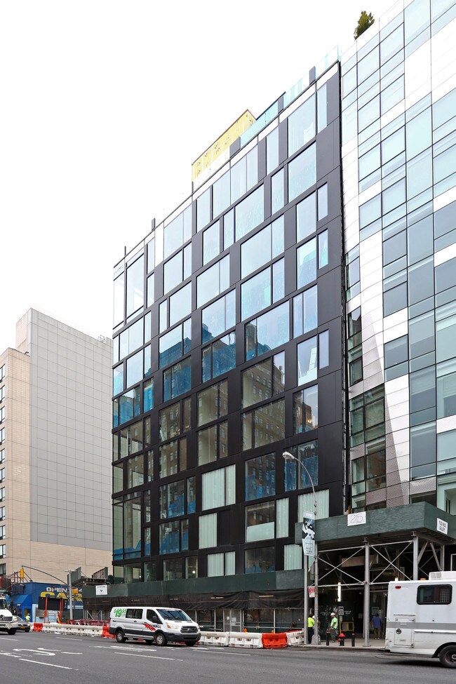 The Getty in New York, NY - Foto de edificio - Building Photo