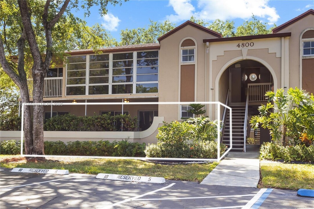4800 NW 102nd Ave, Unit 101-10 in Doral, FL - Building Photo