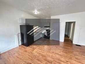 4702 Bryant Ave in Dayton, OH - Building Photo - Building Photo