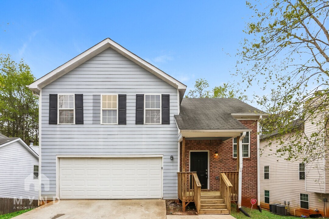 1308 To Lani Farm Rd in Stone Mountain, GA - Building Photo