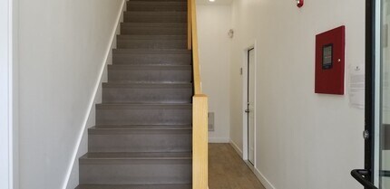9 6th St in Chelsea, MA - Building Photo - Building Photo