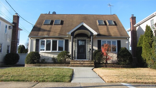 property at 367 Columbus Pkwy