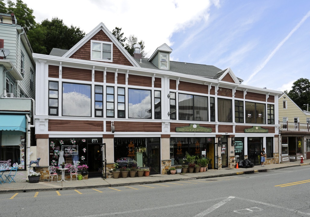 Mansion House in Boonton, NJ - Foto de edificio