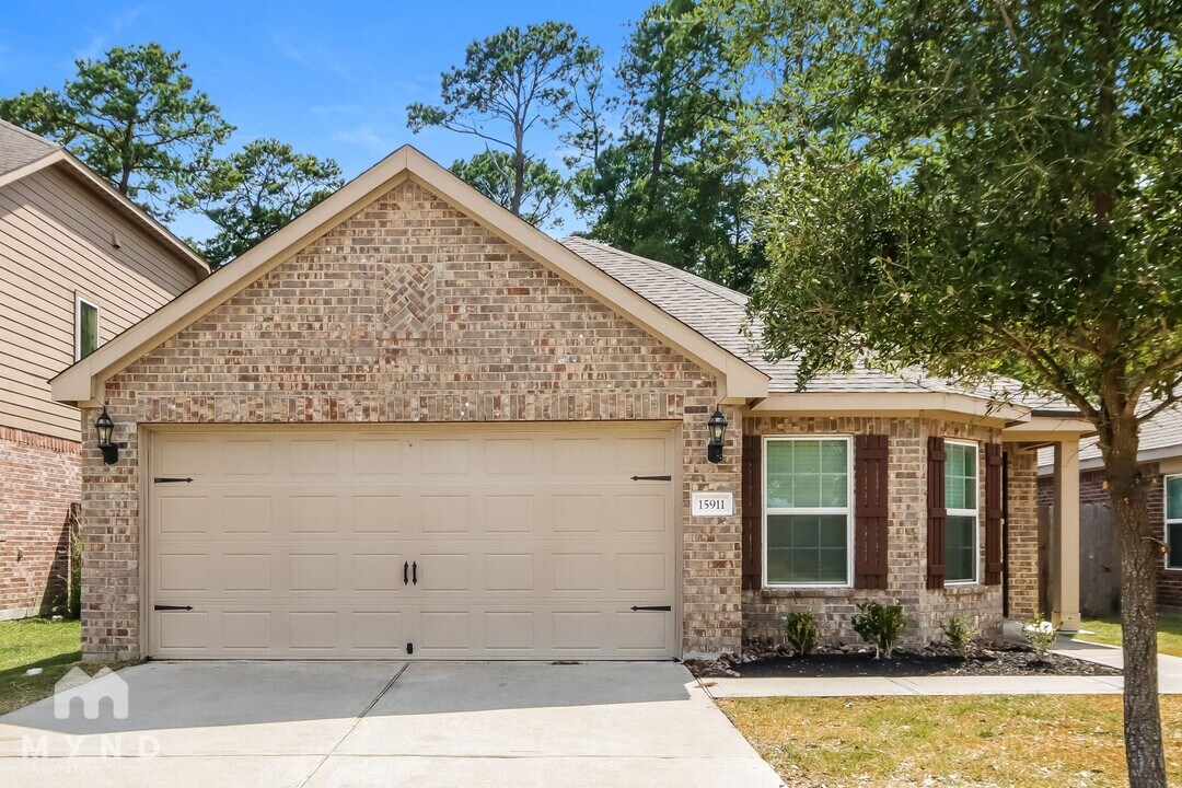 15911 Newport Pl in Crosby, TX - Building Photo