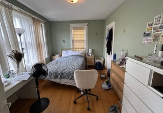 172 Norfolk St, Unit 8 in Cambridge, MA - Building Photo - Building Photo