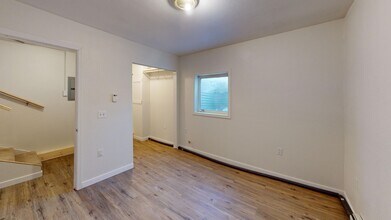2390 Richardson Hwy in North Pole, AK - Building Photo - Building Photo