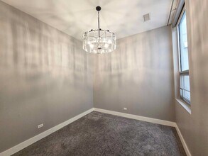 1100 W Adams St in Chicago, IL - Foto de edificio - Building Photo