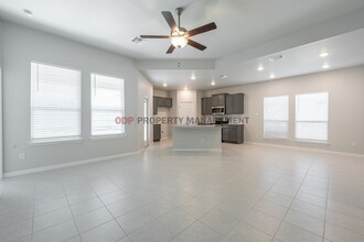 1458 Shadow Hl Ln in Temple, TX - Building Photo - Building Photo