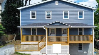 36 2nd Ave in Waterbury, CT - Building Photo