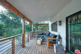 2310 Laguna Cir Dr, Unit 6 in Agoura Hills, CA - Building Photo - Building Photo