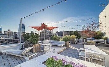 16 W 19th St in New York, NY - Building Photo - Building Photo