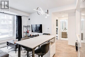 130 River St in Toronto, ON - Building Photo - Building Photo