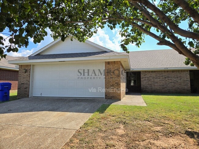 property at 10148 Valencia Dr