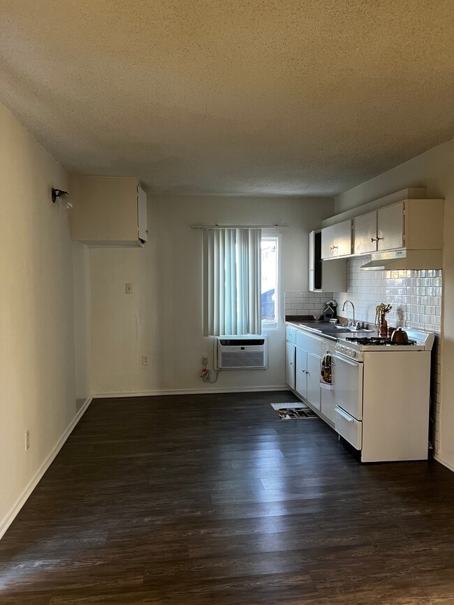 Norwood Apartments in Norwalk, CA - Building Photo - Building Photo