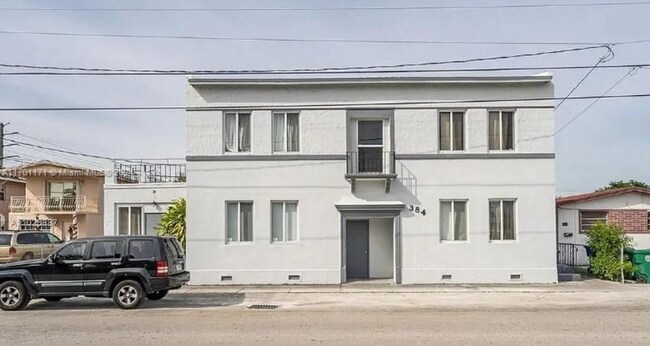 property at 384 Tamiami Canal Rd