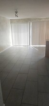 16248 NE 29th St in Bellevue, WA - Foto de edificio - Building Photo