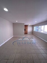 1020-1024 S Gaffey St in Los Angeles, CA - Building Photo - Building Photo