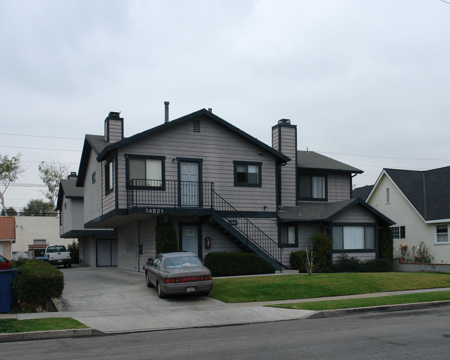 14821 Adams St in Midway City, CA - Building Photo