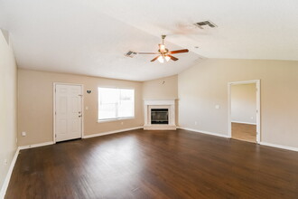 2996 Plum Orchard Dr in Orange Park, FL - Building Photo - Building Photo