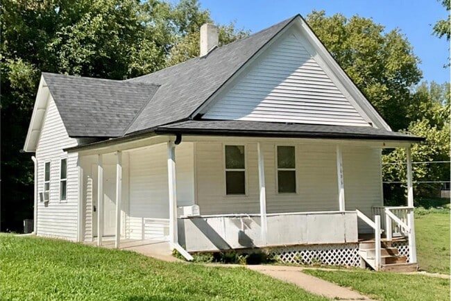 1606 N 29th St in Omaha, NE - Building Photo - Building Photo