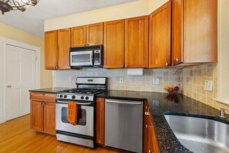 29 Worcester St in Belmont, MA - Building Photo - Building Photo