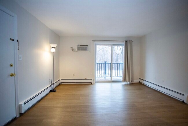 5 Washington St in Reading, MA - Building Photo - Building Photo