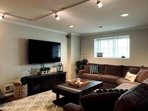 700 Leister Dr in Timonium, MD - Building Photo - Building Photo