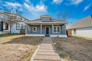3419 Washington St in Greenville, TX - Building Photo