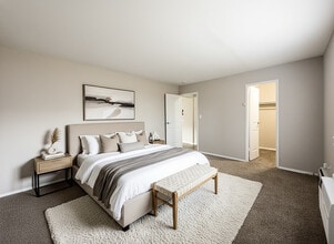 Orchard View Apartments in Morrisville, PA - Building Photo - Building Photo