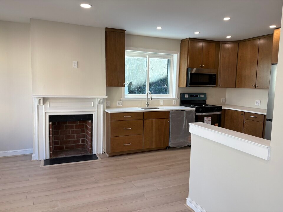 1514 31st St NW, Unit 1514 in Washington, DC - Building Photo