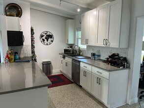 2236 Datura St in Sarasota, FL - Building Photo - Building Photo