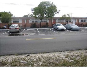 115 NW 3rd St in Hallandale Beach, FL - Building Photo - Other