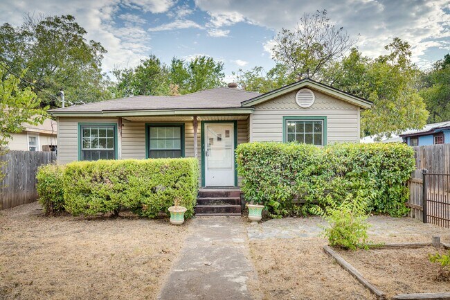 property at 1011 E 49th St
