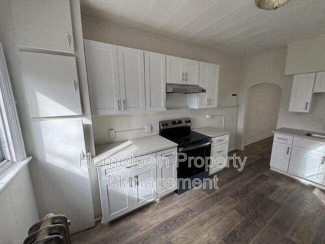 property at 1615 Naudain St