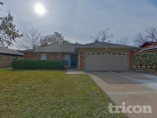 property at 537 Greenway Dr