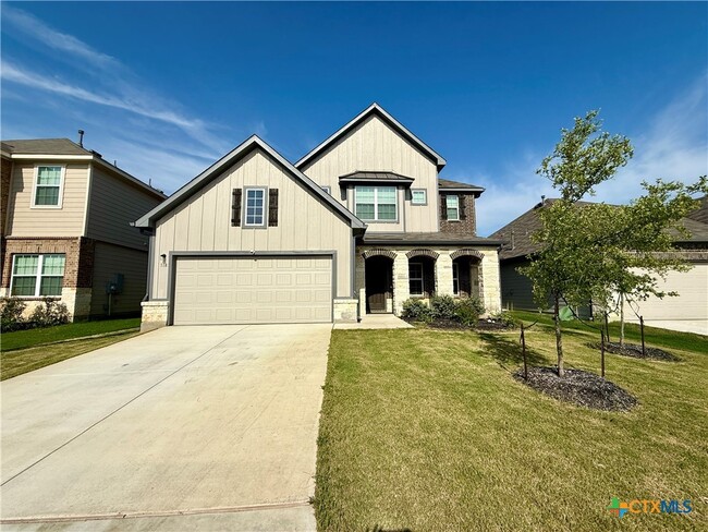 118 Beveridge Rd in Seguin, TX - Building Photo - Building Photo