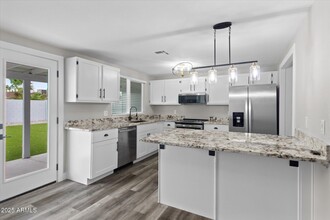 1604 W Colt Rd in Chandler, AZ - Building Photo - Building Photo