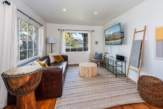 208 S Voluntario St in Santa Barbara, CA - Building Photo - Building Photo