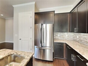 895 Proctor Ranch Dr in Atlanta, GA - Building Photo - Building Photo